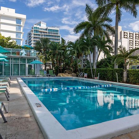 Best Western Plus Oceanside Inn Fort Lauderdale Exterior foto