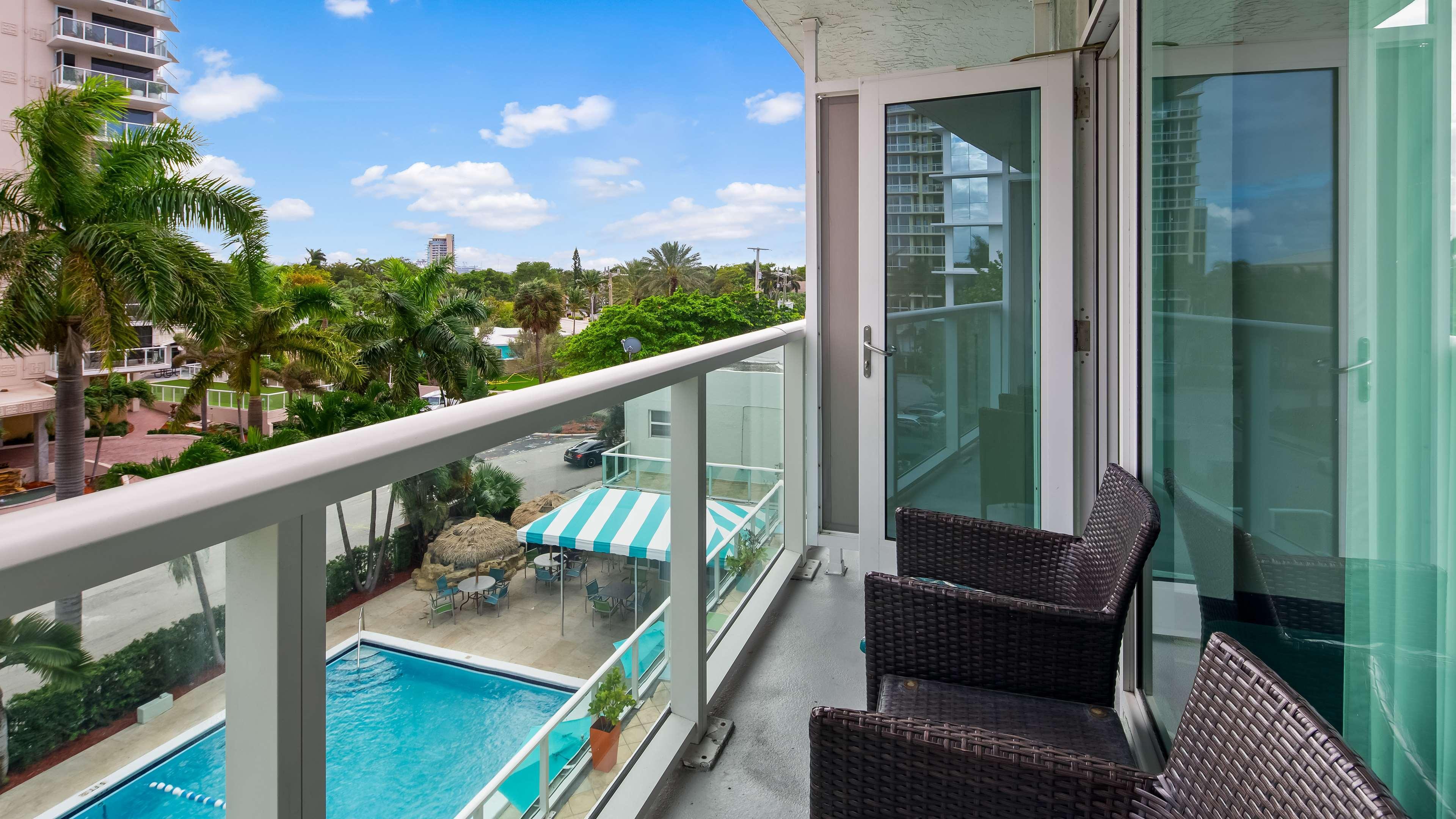 Best Western Plus Oceanside Inn Fort Lauderdale Exterior foto
